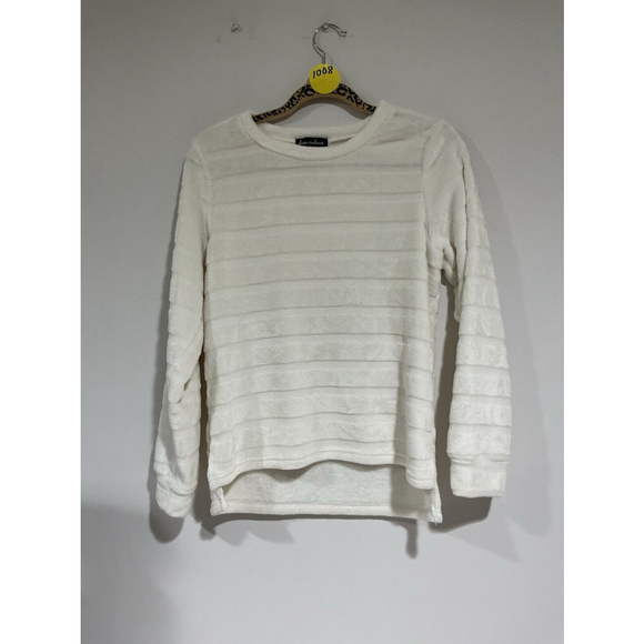 Woman’s Alison Andrews Size Medium Ivory Soft & Fluffy Pullover Sweater - Picture 1 of 7